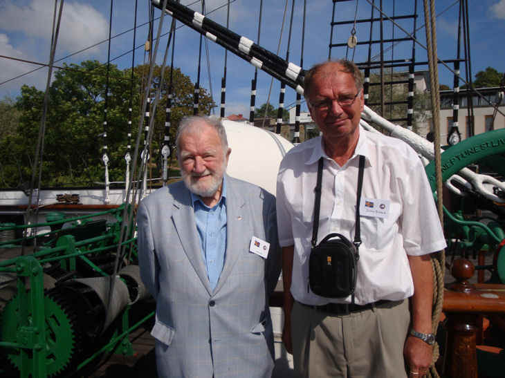 Adrian Small kuvassa.JPG (123470 bytes)