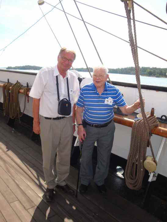 Donald Garnham kuvassa.jpg (45072 bytes)