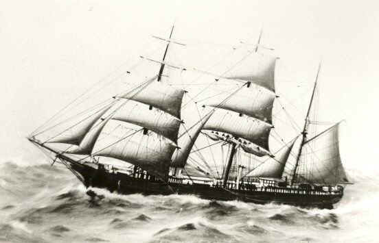 Esmeraldan maalaus.jpg (36304 bytes)