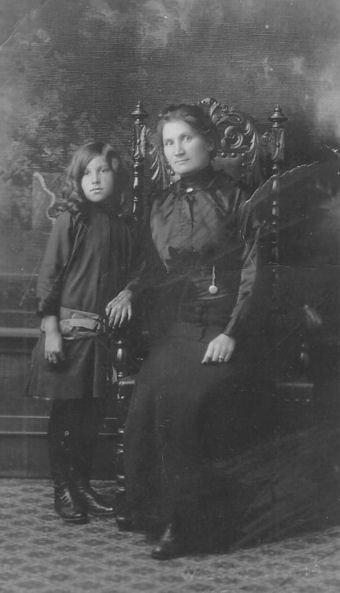 Hilma Isotalo.jpg (26234 bytes)