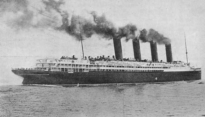 Lusitania.jpg (73042 bytes)