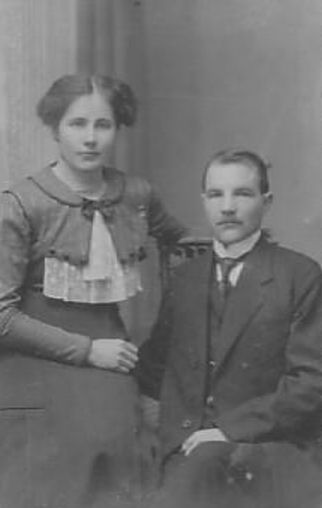 Maria ja Heikki Taivalvaara.jpg (13949 bytes)