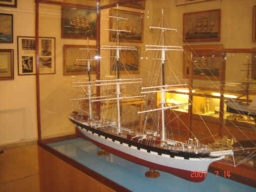 Mermeruksen pienoismalli 1.jpg (68056 bytes)