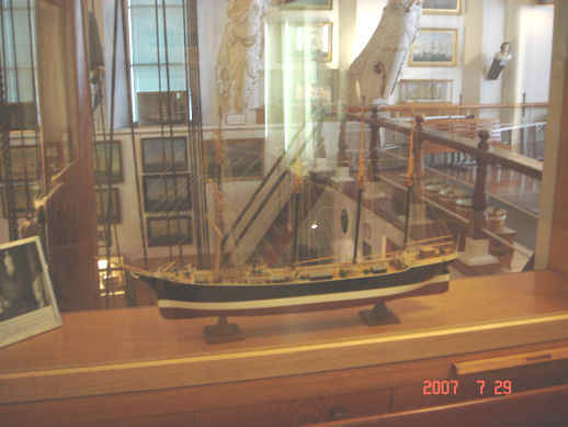 Mozartin pienoismalli.jpg (59433 bytes)