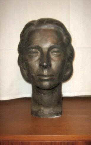 Suoma Mikkola edest�.jpg (20112 bytes)