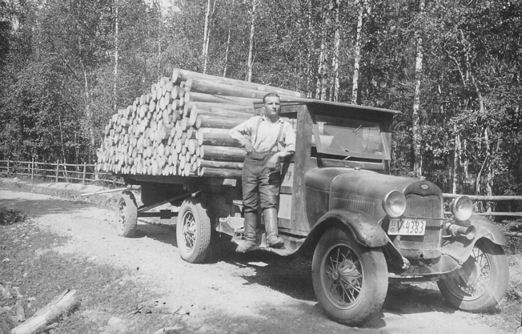 kuorma-auto.jpg (49548 bytes)