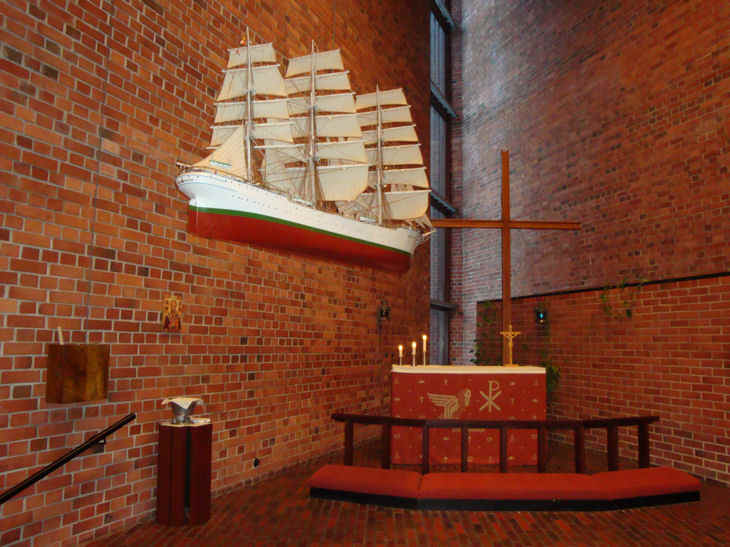 merikappeli.JPG (137797 bytes)