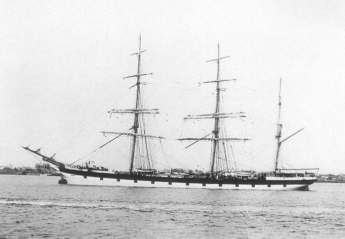 ocean.jpg (44096 bytes)