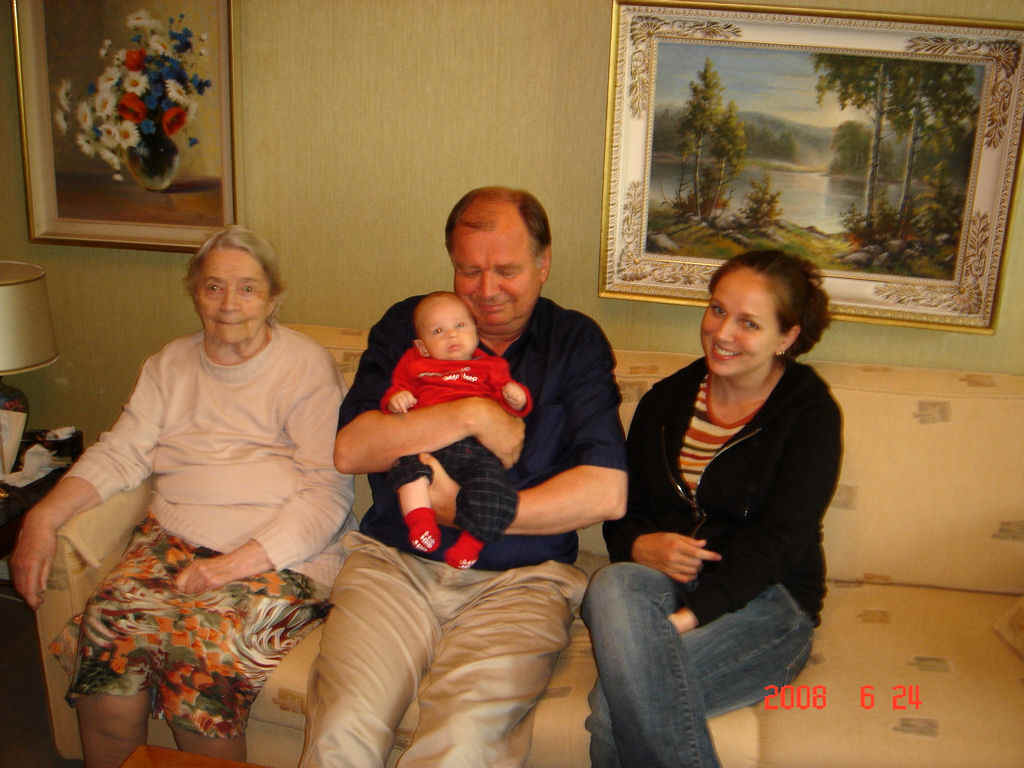 sukupolvikuva.jpg (80171 bytes)